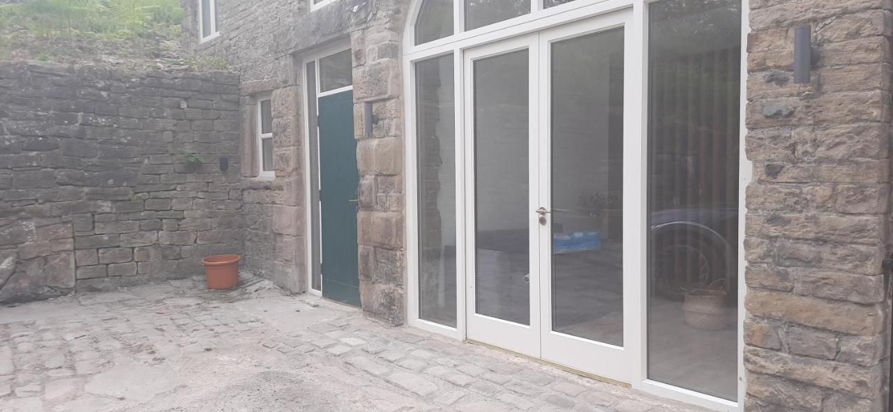 Stunning Stone Coach House Apartment Marple Exterior photo